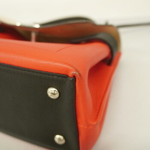 Louis Vuitton LockMe Ever BB Shoulder Bag - Picture 16 of 16